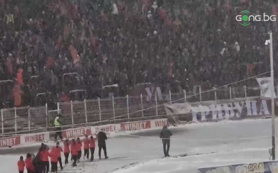 На полувремето на двубоя между ЦСКА и Етър бе представен