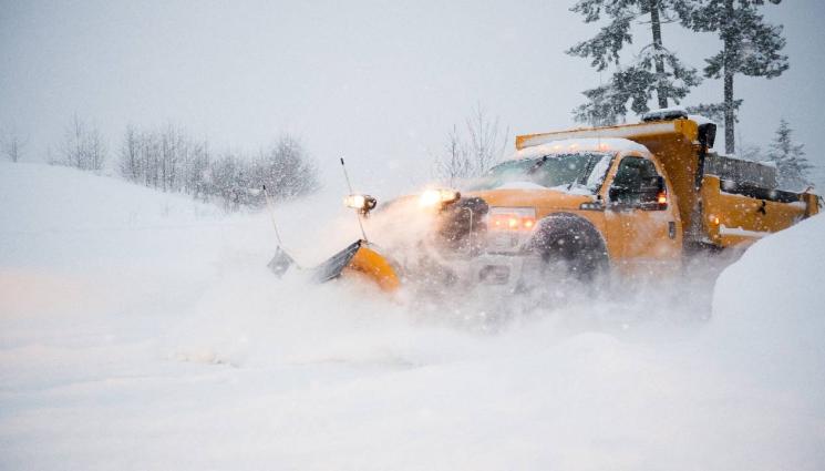 снегорин - ЗАРАДИ ТЕЖКИТЕ УСЛОВИЯ: Затвориха за почистване прохода „Петрохан“!