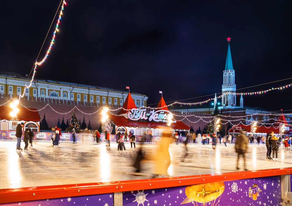 Ледена пързалка GUM, Червен площад, Москва