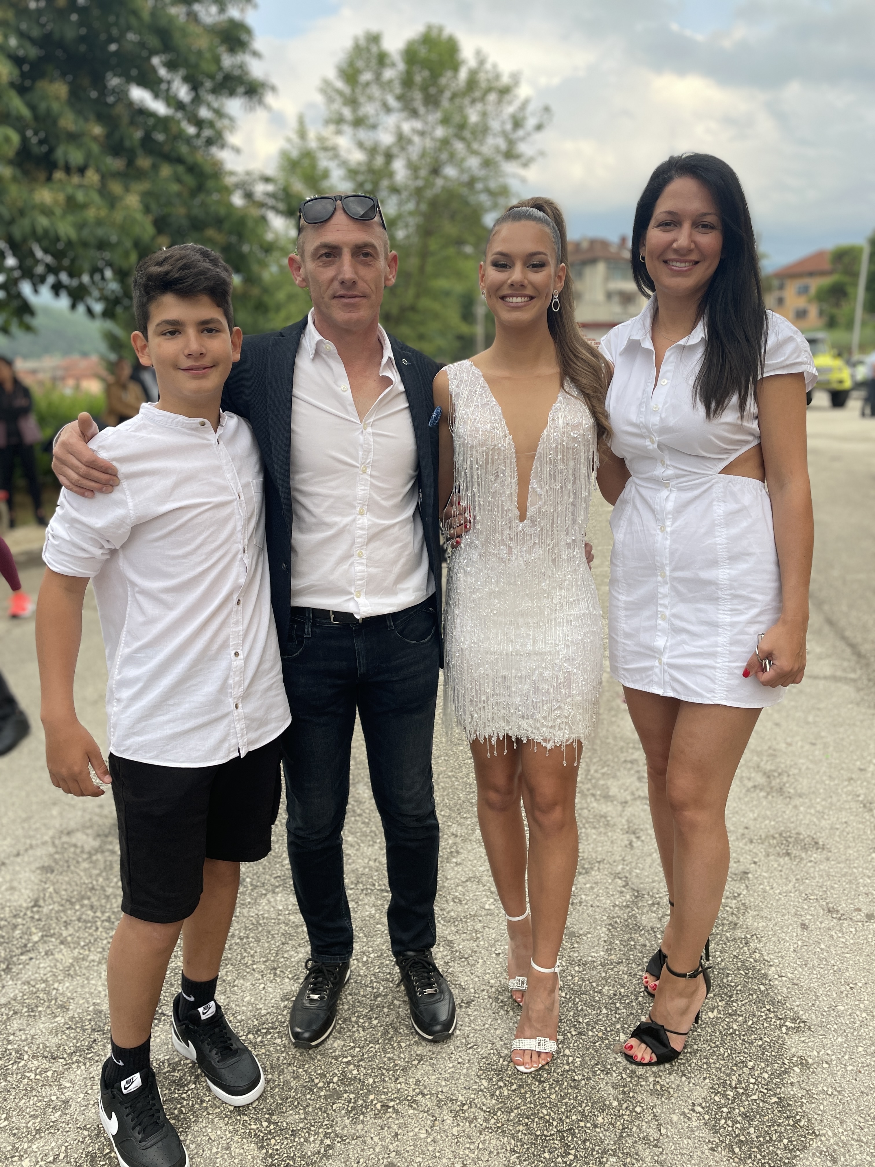 Лора Христова