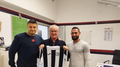 Клаудио Раниери с екипа на Локо Пд