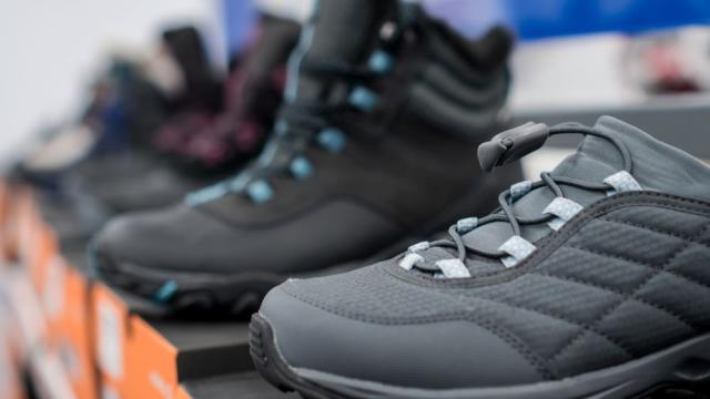 Този стартъп има за цел да ограничи бързата мода чрез съживяване на обувките