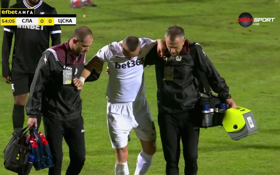 Виктор Генев се наложи да напусне играта принудително след тежка