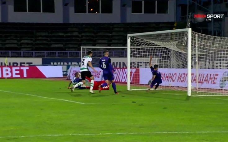 Драмата е пълна - Черно море измъкна трите точки с гол отвъд добавеното време! (видео)