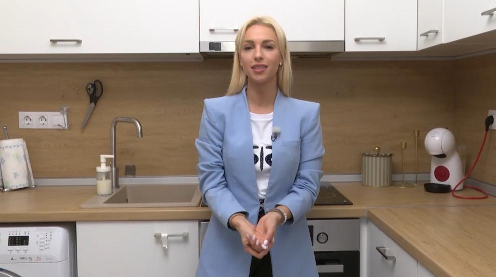  Моника Симеонова 