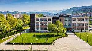 Американският университет в България АУБ е отново на върха на