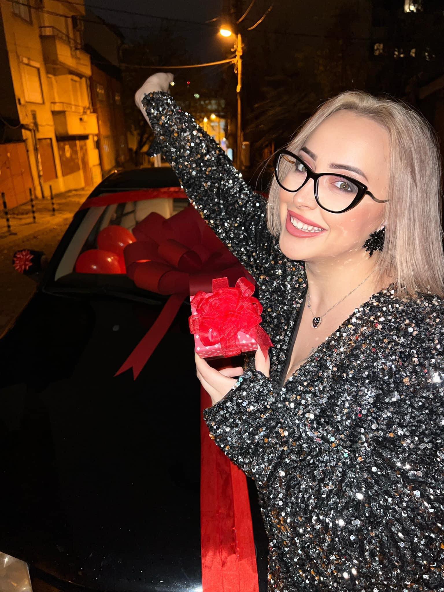 кола подарък