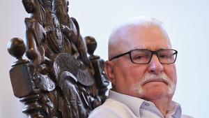 Лех Валенса 80 годишният бивш президент на Полша и Нобелов лауреат