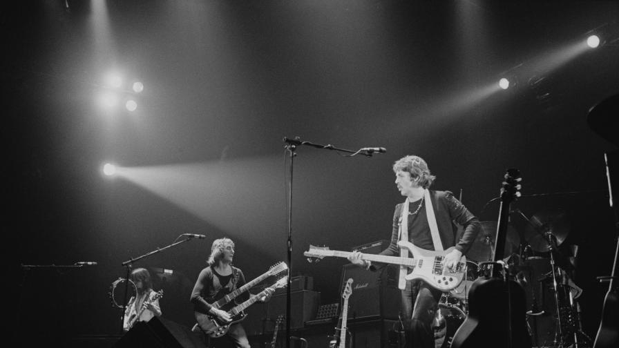 Почина легендарният британски певец и китарист от The Moody Blues Дени Лейн