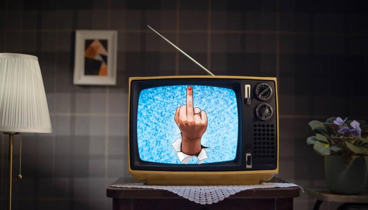 среден пръст - Новинарка изпуши, размахва среден пръст в ефир (ВИДЕО)