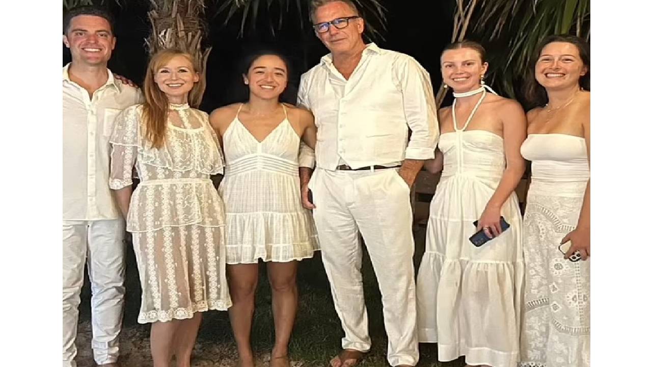 Кевин Костнър