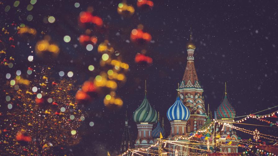 Русия ще пести от новогодишни фойерверки, пренасочва парите към фронта