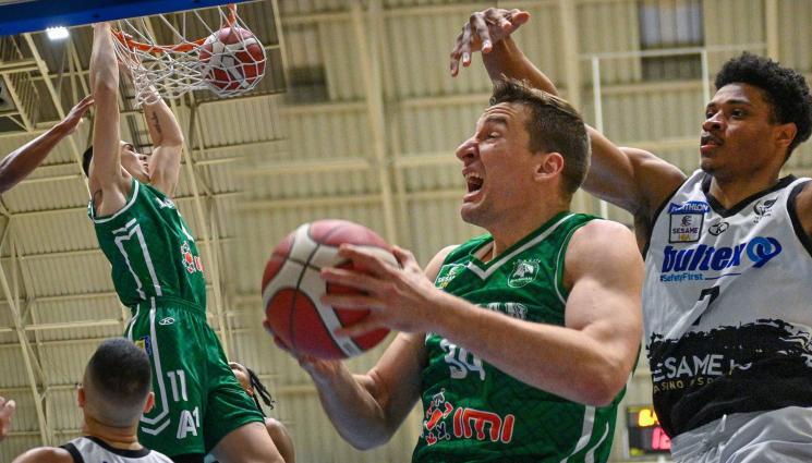 Академик Пловдив Балкан - Балкан се люшка лошо: Баскетболният шампион профука аванс от 18 точки в Пловдив