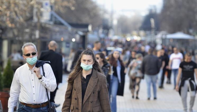 хора - НАЙ-ПОСЛЕ ДА СМЕ ПЪРВИ В НЕЩО: България е най-нещастната страна в ЕС