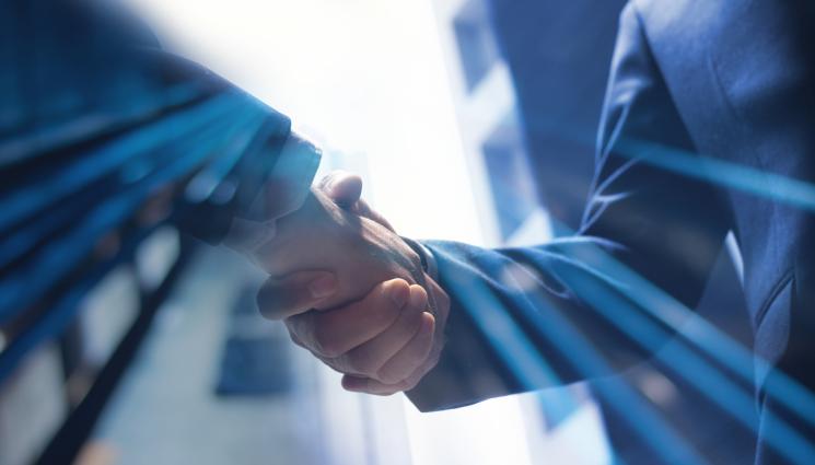 бизнес - КАТО НА ПРАЗНИЧЕН БАЗАР: Ударно продават фирми преди Коледа