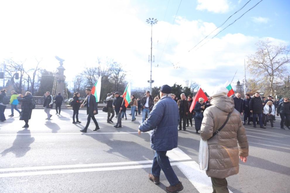 Протест затвори пътен възел в София, съобщи . Недоволни от