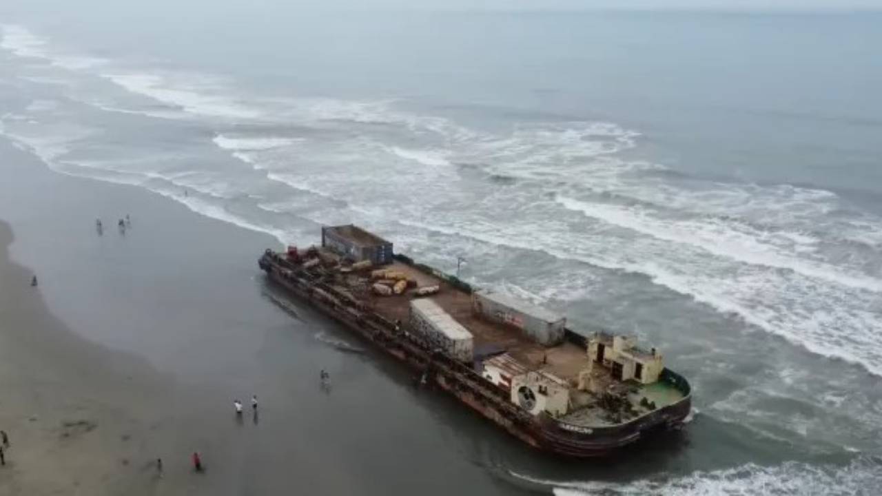 кораб призрак