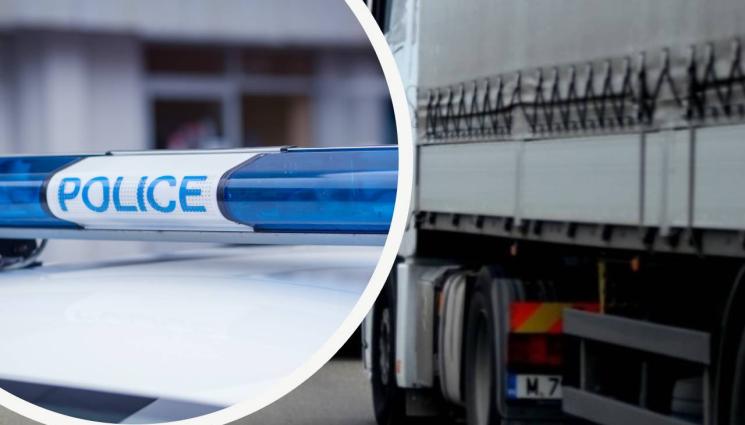 тир полиция - ПОРЕДЕН БЕЗРАЗСЪДНИК НА ПЪТЯ: Пиян тираджия се заби в мантинела!