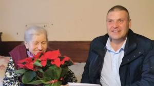 Кметът д р Валентин Христов поздрави баба Марийка Парлапанова със 105 ия ѝ
