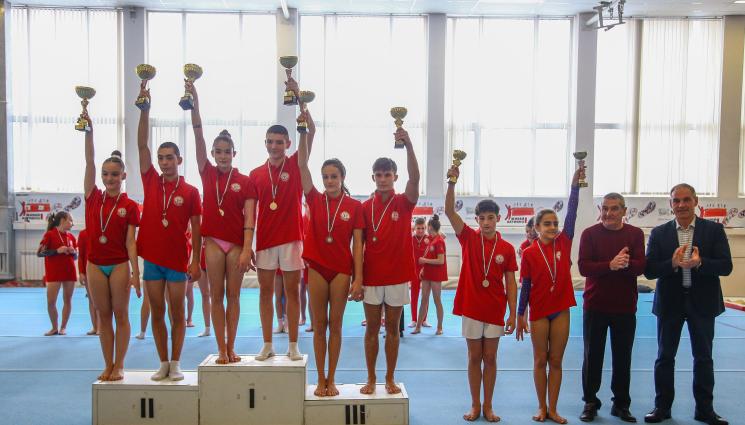 спортна гимнастика - Кръстева и Петков станаха шампиони по двойки на турнира на името на Велик Капсъзов