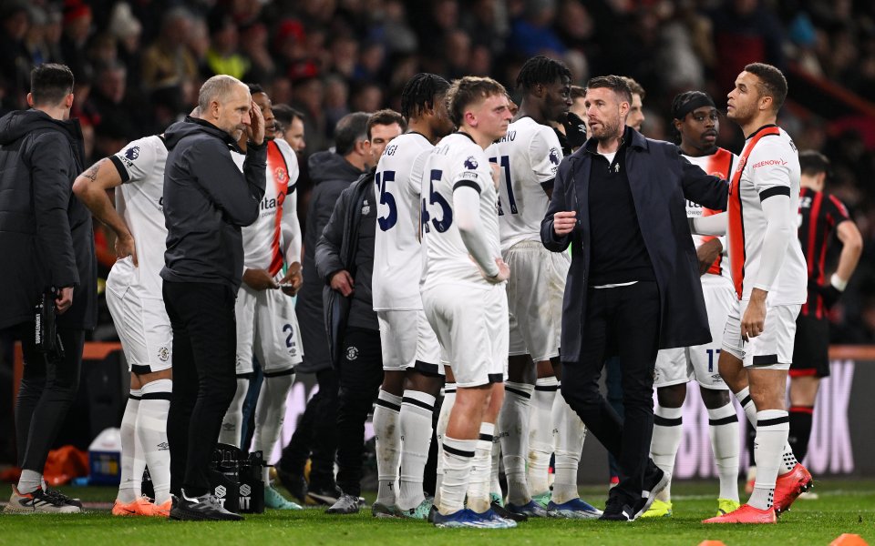 Двубоят между Борнемут и Лутън ще бъде изцяло преигран след