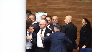 Парламент бой