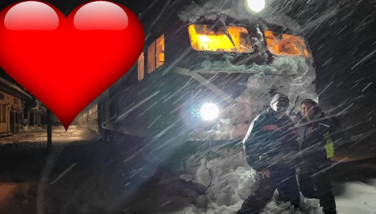 машинист - СМЕЛО СЪРЦЕ: Машинист с резачка спаси влак в Родопите! (СНИМКИ)