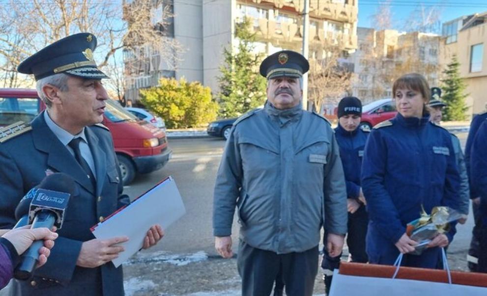 Старши инспектор Диляна Дамянова пое Районната служба Пожарна безопасност и