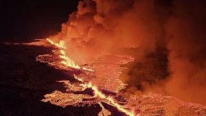 Вулкан в югозападната част на Исландия е изригнал и е