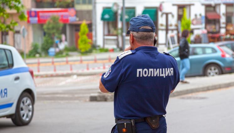 полиция - НОВА АКЦИЯ: Всеки свободен полицай - на зебрата!
