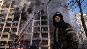 Множество пожари горят в Херсон след масиран удар на руските