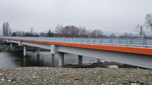 Завърши изграждането на новия мост над река Струма при село