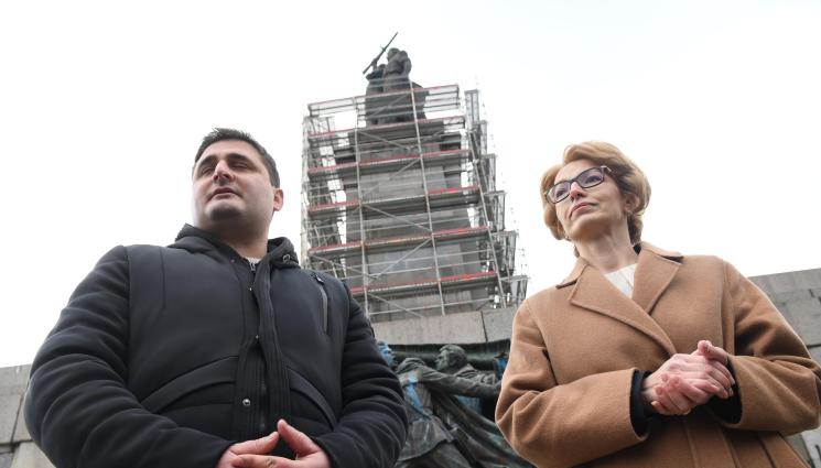 Вяра Тодева - В ОПАСНОСТ: Полицаи завардиха областната управителка на София!