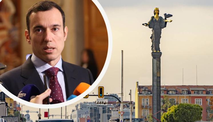 Васил Терзиев София - БЕЗ ПОКАНА: Протестиращи ще чакат кмета на София пред общината