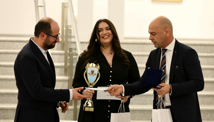 шахмат - Още една шахматистка стана спортист №1 на родния си град