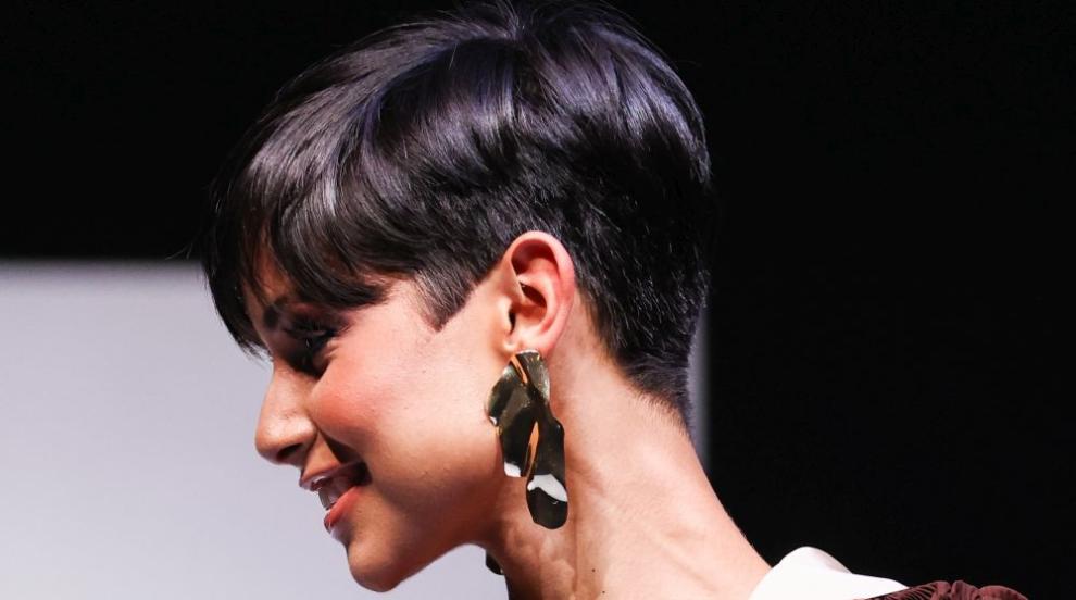 Как изглежда новата „Мис Франция“ и защо външният ѝ вид разгневи французите (СНИМКИ)