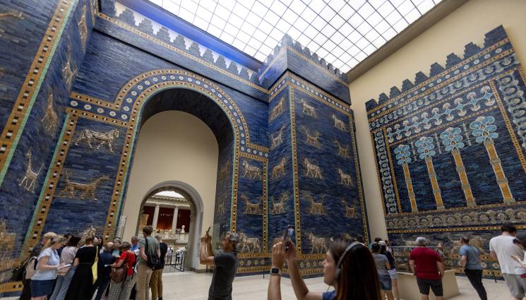 Пергамонският музей - По времето на Навуходоносор II: Магнитното поле изгонило боговете