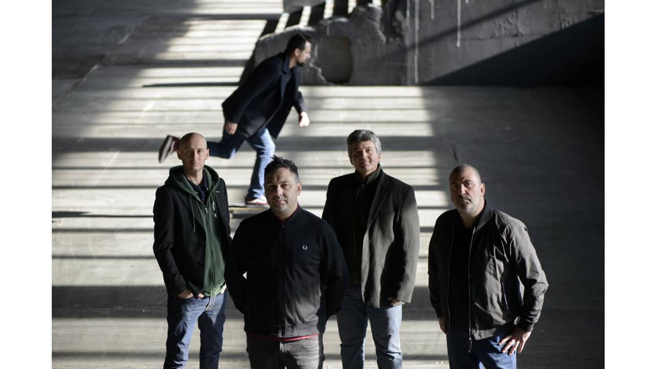 група Остава