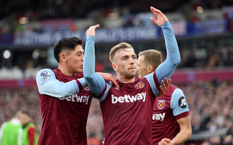 Атакуващите полузащитници на Уест Хем - Джаред Боуен и Лукас