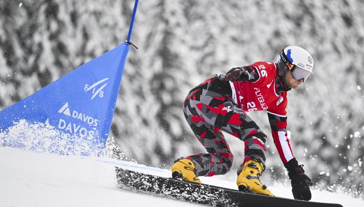 Радослав Янков - За 27 стотни: Радослав Янков се размина с 1/2-финал в паралелния слалом в сноуборда