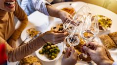 Коледа Нова година трапеза