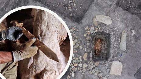 мечове могили