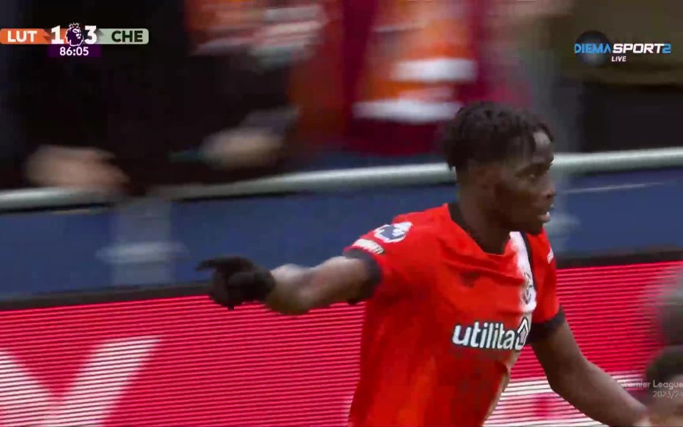 В 85-а минута на сблъсъка между Лутън и Челси Алфи