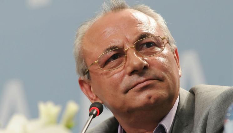 Ахмед Доган - СЛЕД КАТО МУ ОТМЪКНАХА ДПС: Ахмет Доган прави нова партия!