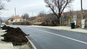 Община Бургас извърши цялостен ремонт на път BGS1033 Той осигурява