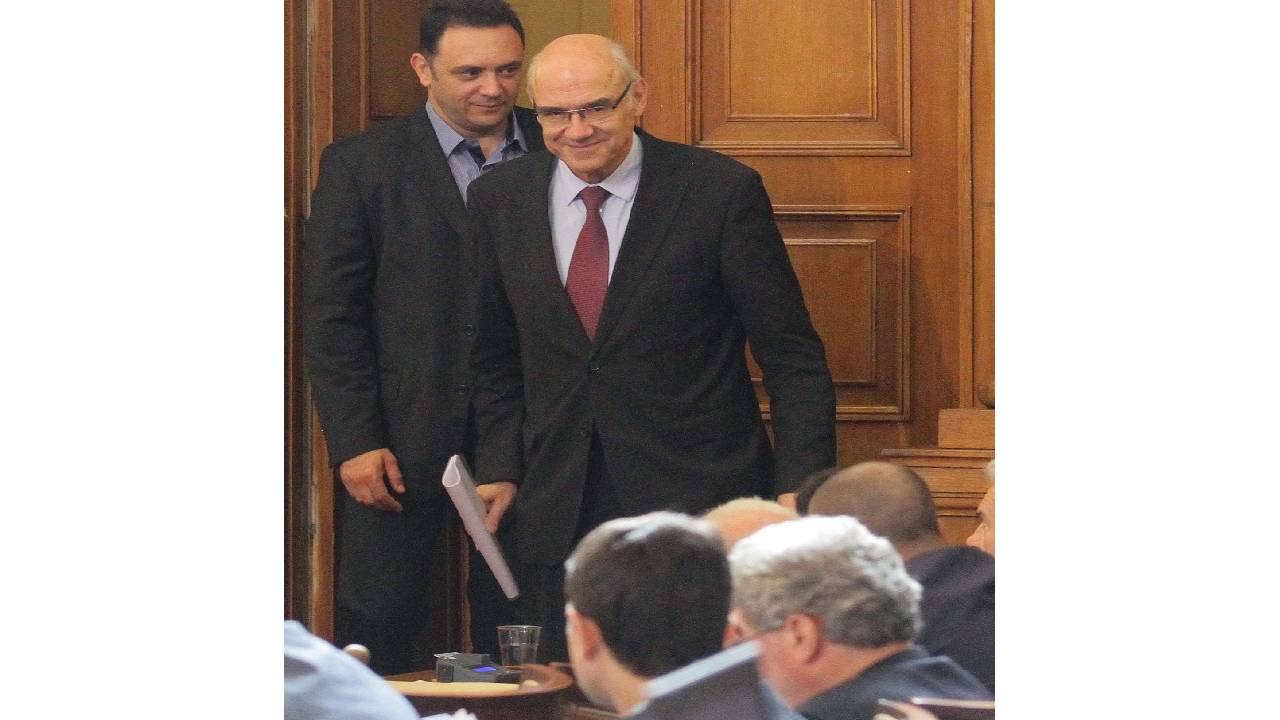 Иван Иванов в парламента