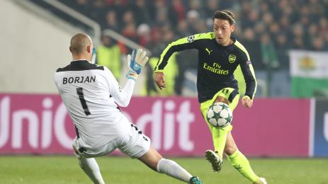 Месут Йозил