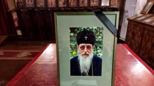 Тленните останки на Сливенския митрополит Йоаникий са изложени за поклонение