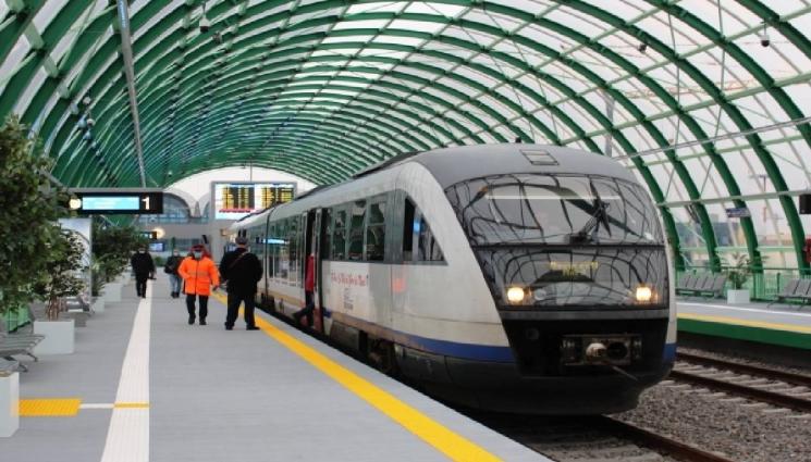 влак Румъния - Европейската комисия погна БГ поръчка за нови влакове