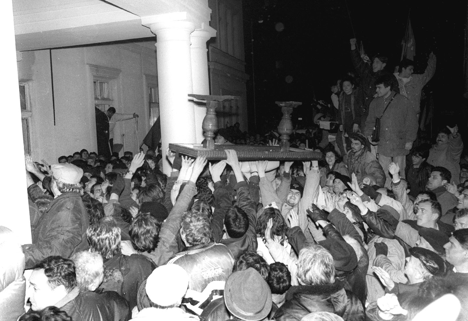 протести 1997